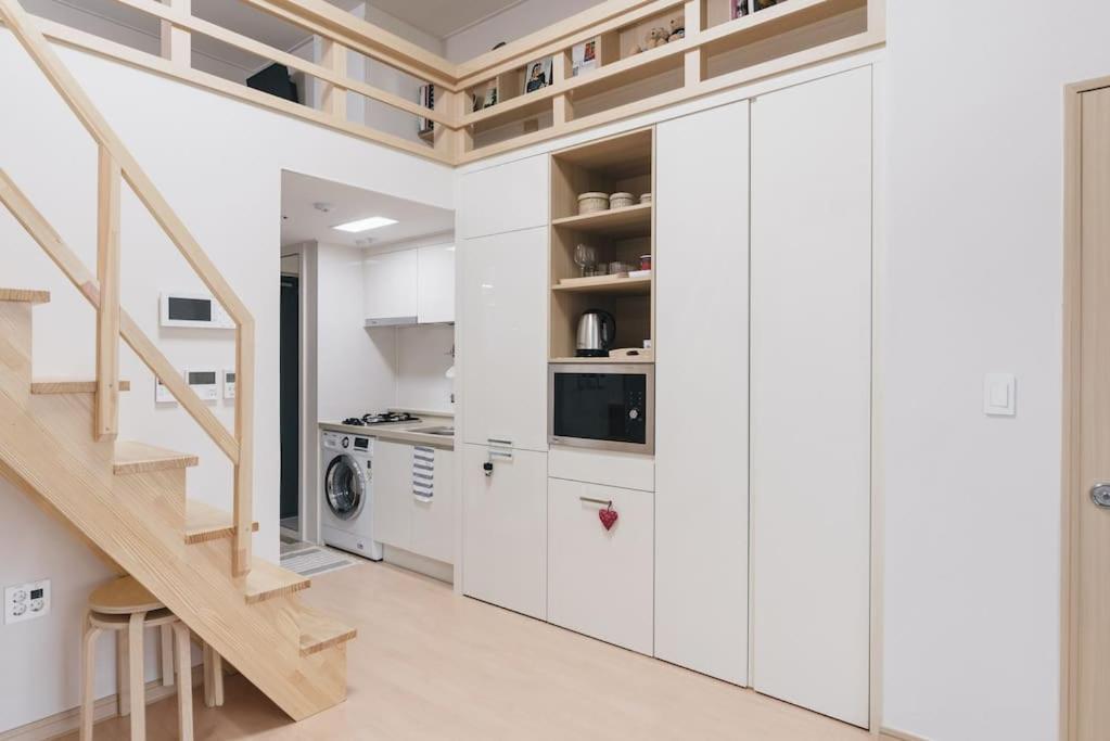 Lotte World Lake View Loft Сеул Екстериор снимка